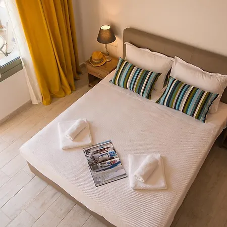 Terra Di Olive Потос